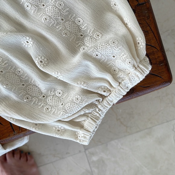 NWT BB DAKOTA STEVE MADDEN EYELET CROP TOP - Picture 4 of 7